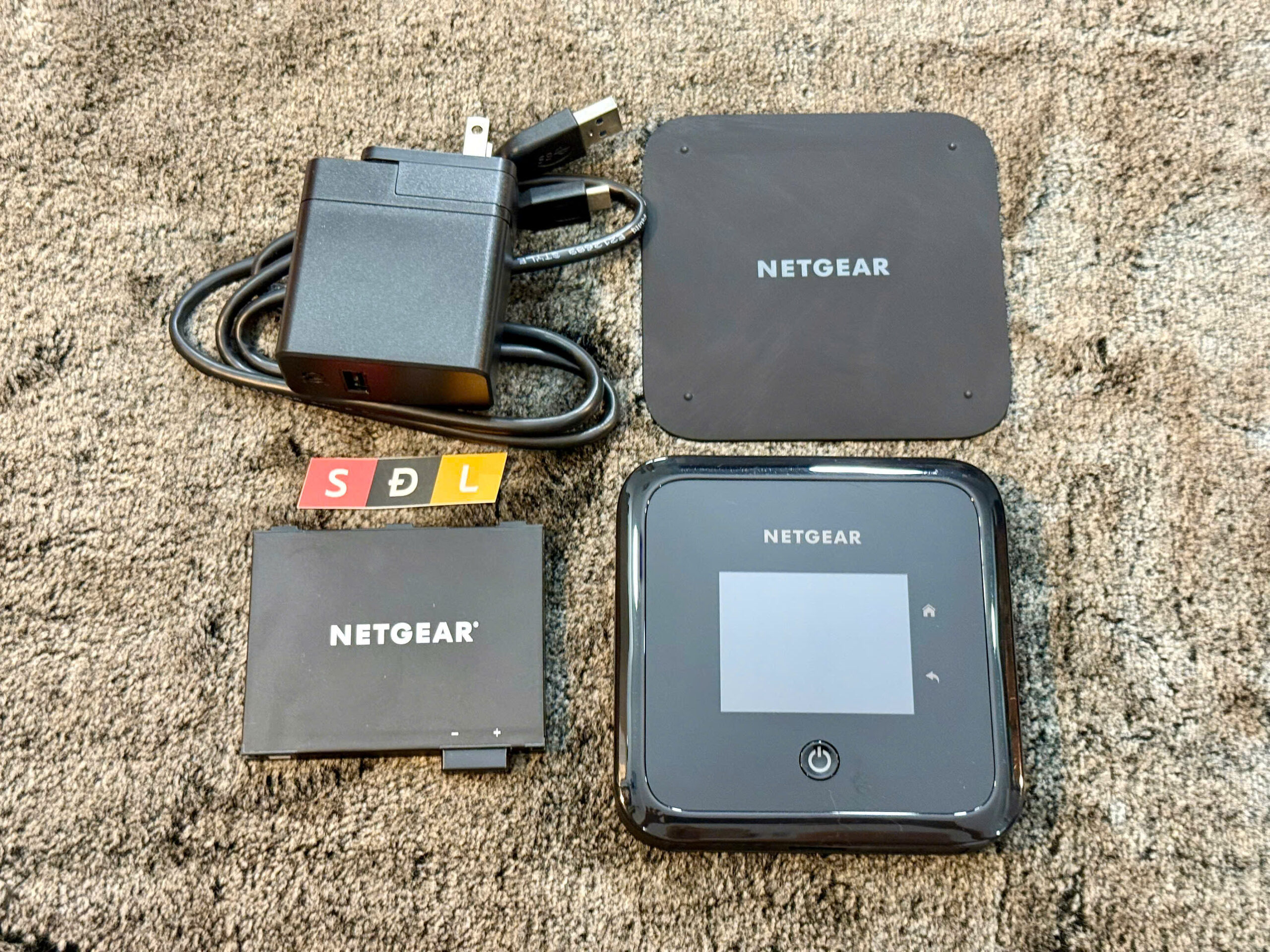 Netgear Nighthawk M5 model MR5200