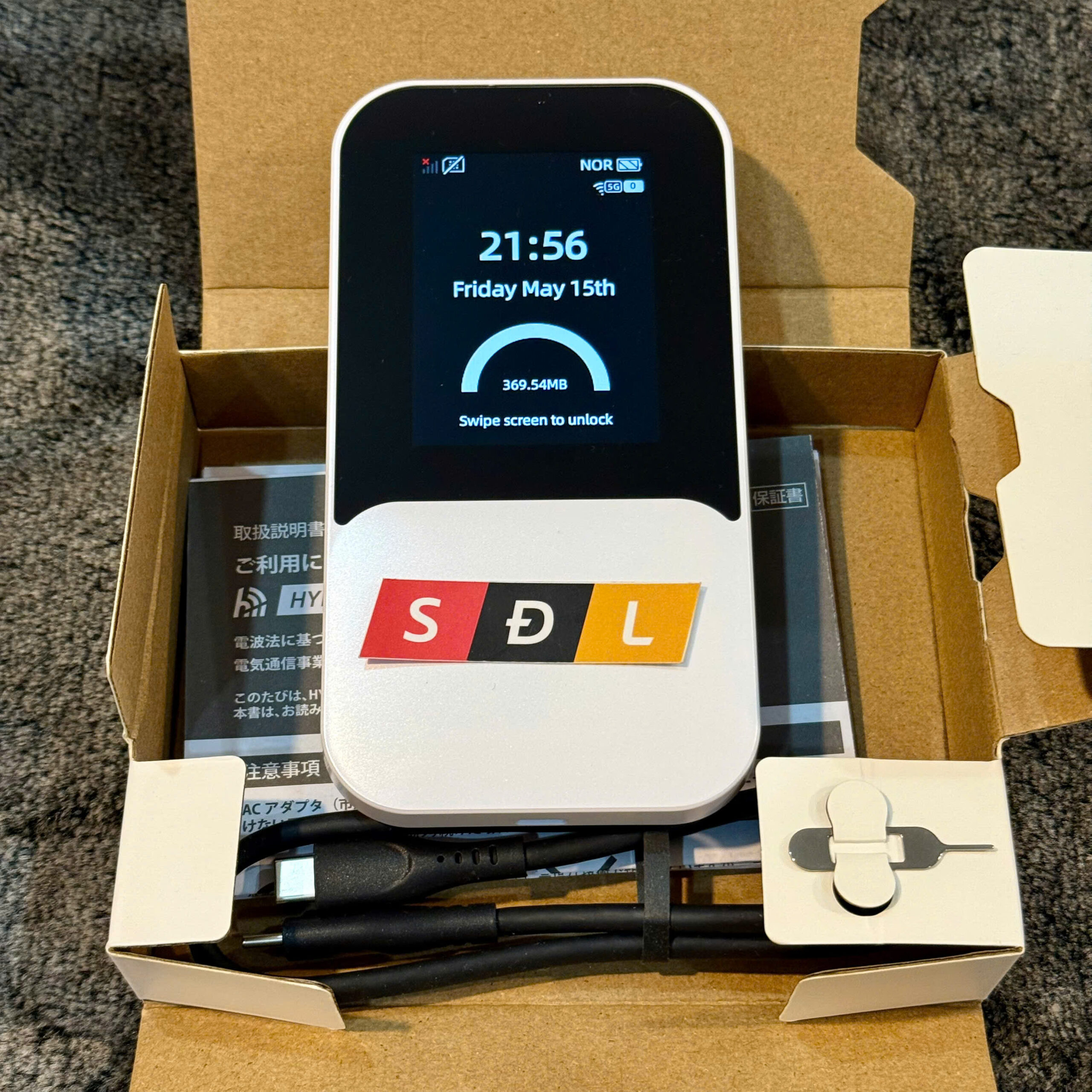 Bộ phát WiFi 4G/5G Hybrid Wi-Fi 5G NC03 pin 5000mAh chuẩn Wi-Fi 7 tốc độ cao